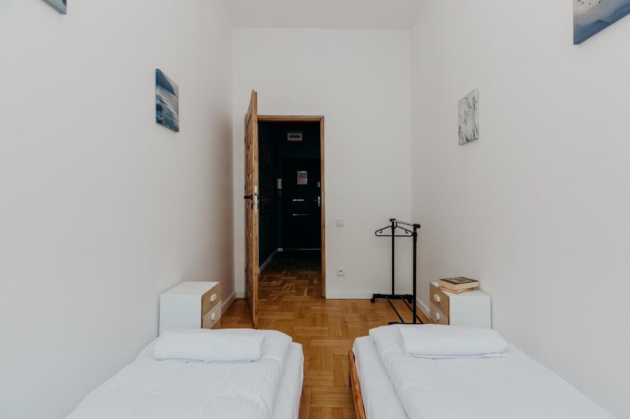 Shortstaypoland Grzybowska 华沙 外观 照片